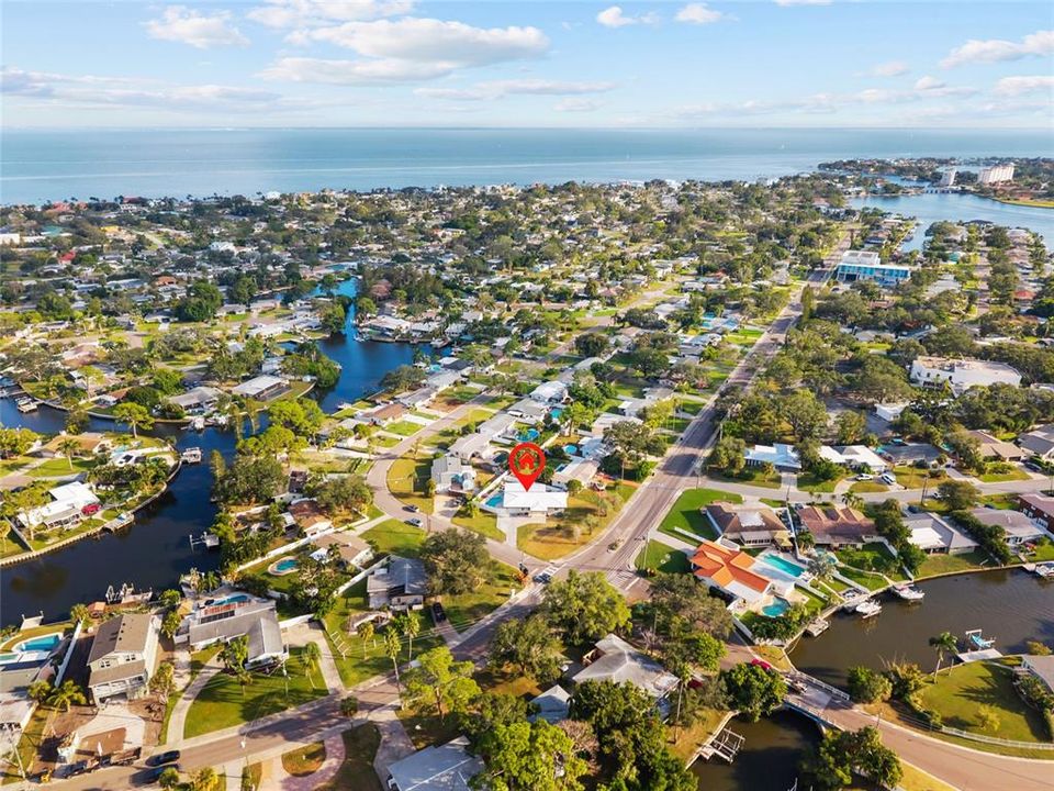 For Sale: $539,000 (2 beds, 2 baths, 1742 Square Feet)