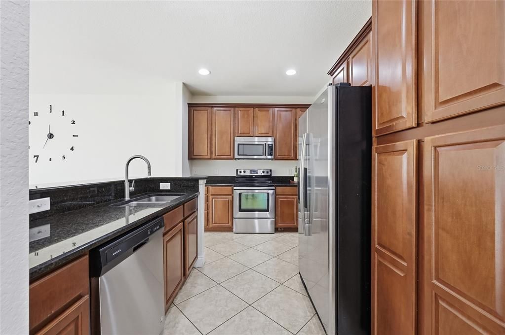 待售: $379,000 (3 贝兹, 2 浴室, 1676 平方英尺)