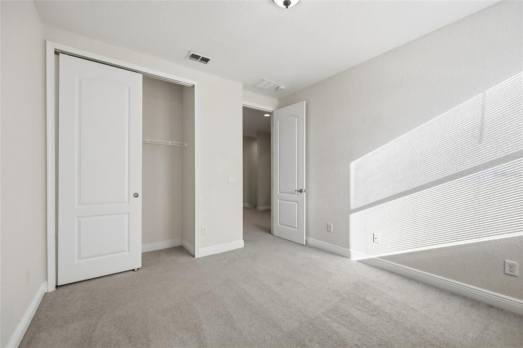 待售: $379,000 (3 贝兹, 2 浴室, 1676 平方英尺)