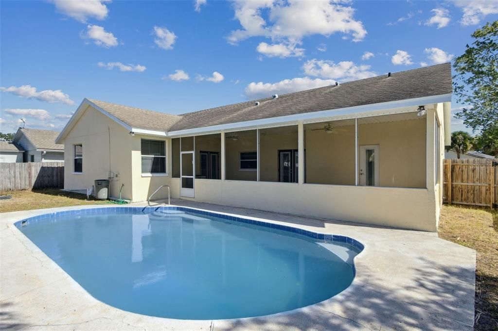 待售: $465,000 (4 贝兹, 3 浴室, 1798 平方英尺)