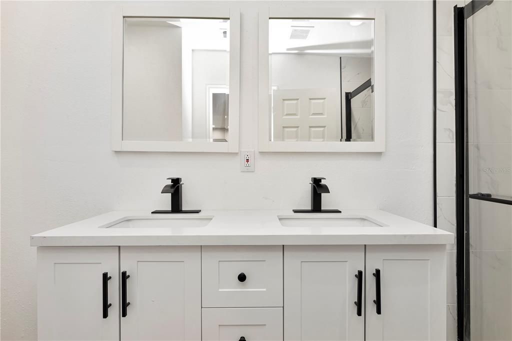 В аренду: $4,500 (4 спален, 3 ванн, 1843 Квадратных фут)