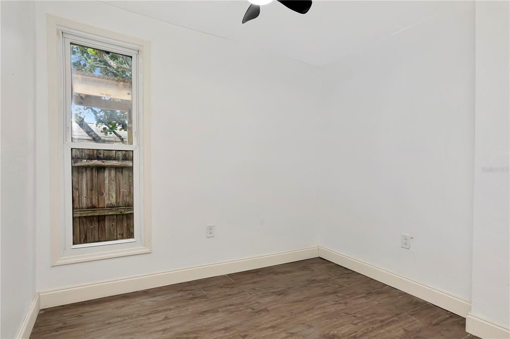 В аренду: $4,500 (4 спален, 3 ванн, 1843 Квадратных фут)