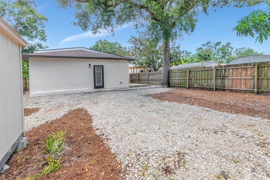 В аренду: $4,500 (4 спален, 3 ванн, 1843 Квадратных фут)