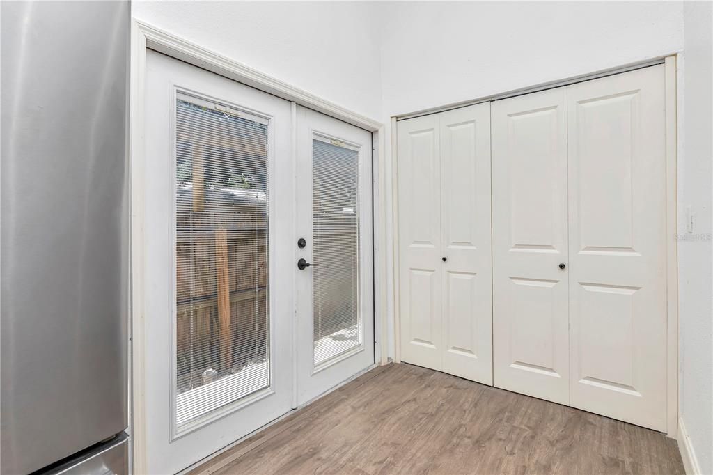 В аренду: $4,500 (4 спален, 3 ванн, 1843 Квадратных фут)