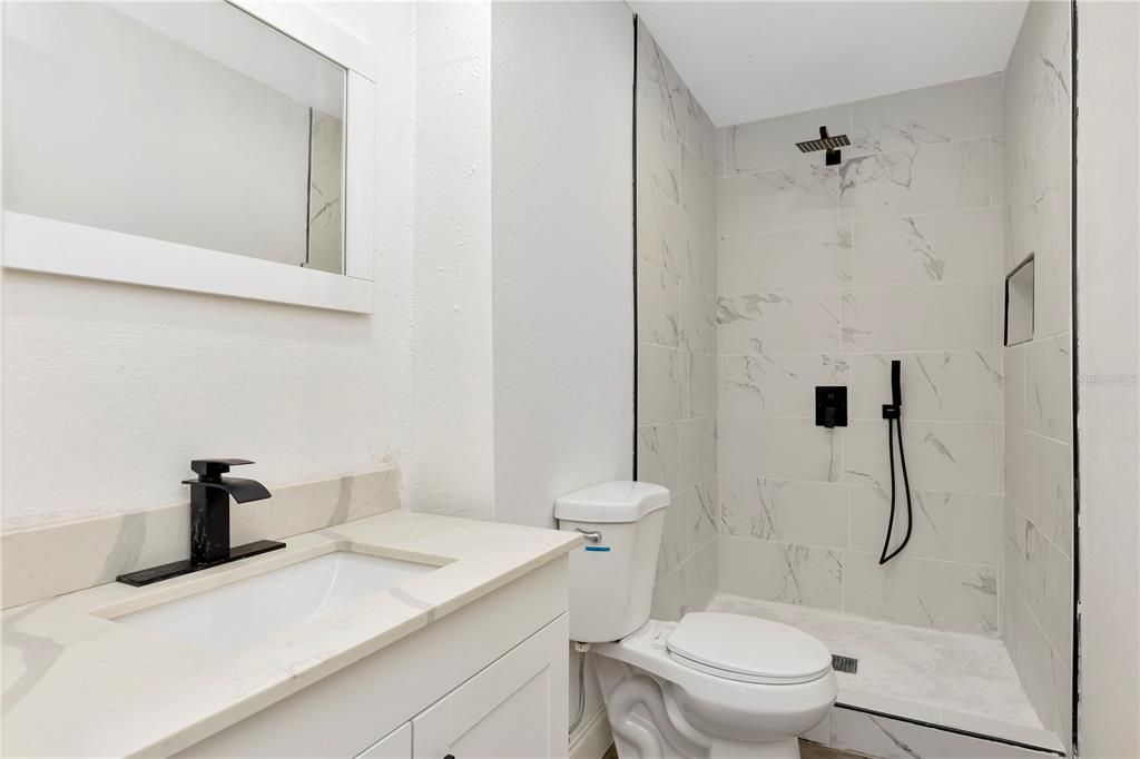 В аренду: $4,500 (4 спален, 3 ванн, 1843 Квадратных фут)