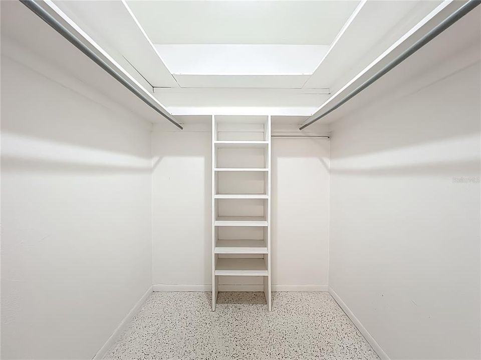 Active With Contract: $460,000 (4 beds, 3 baths, 2056 Square Feet)