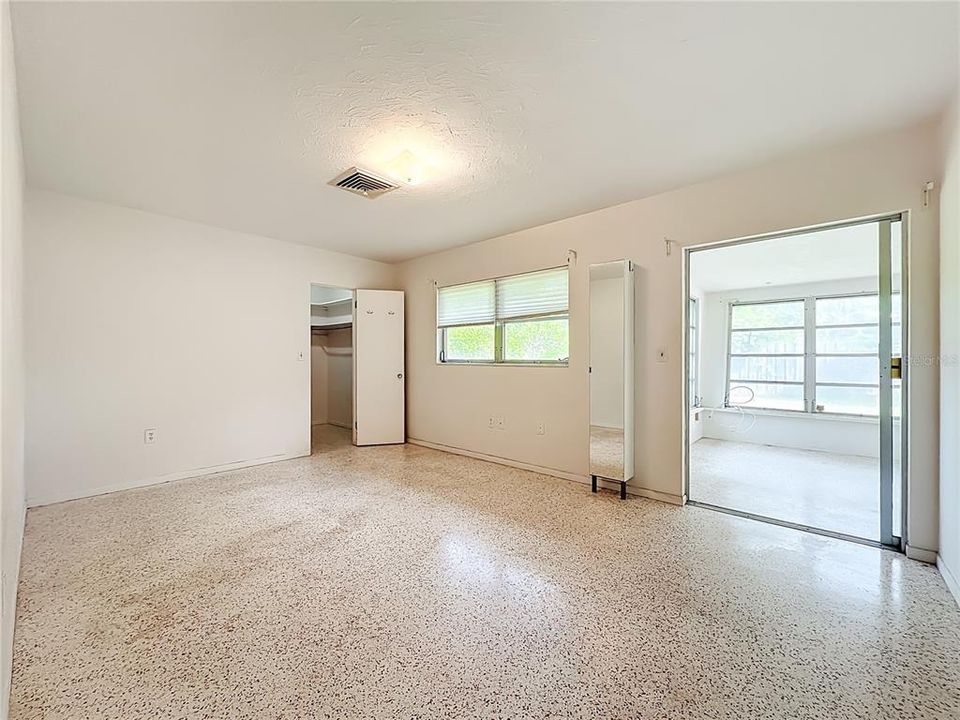 Active With Contract: $460,000 (4 beds, 3 baths, 2056 Square Feet)