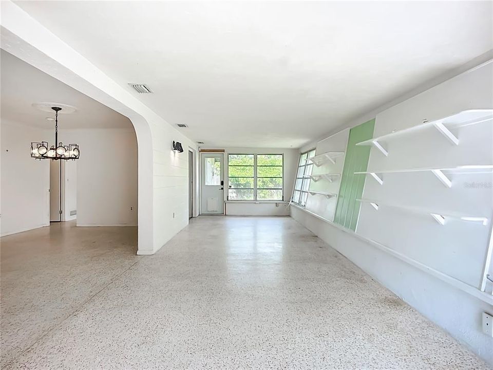 Active With Contract: $460,000 (4 beds, 3 baths, 2056 Square Feet)