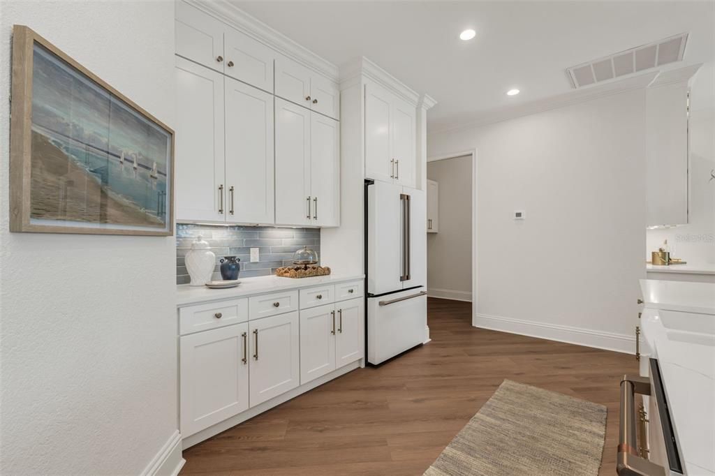 For Sale: $1,590,000 (3 beds, 3 baths, 3134 Square Feet)