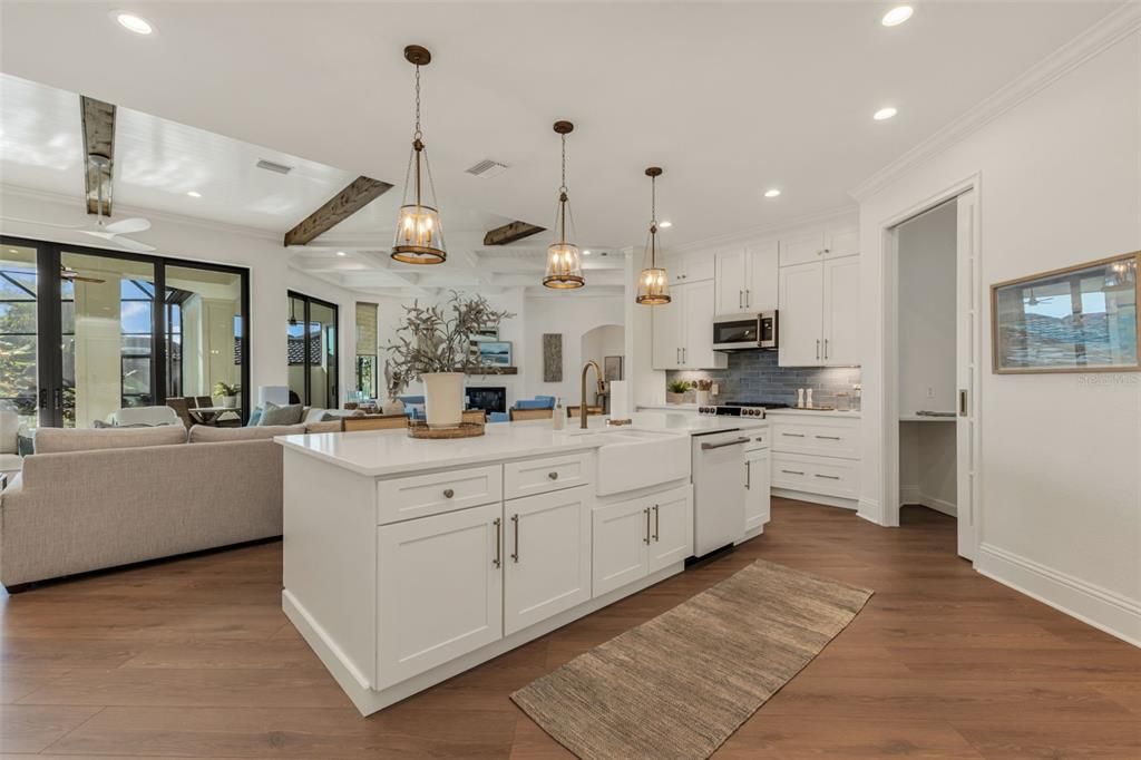 For Sale: $1,590,000 (3 beds, 3 baths, 3134 Square Feet)