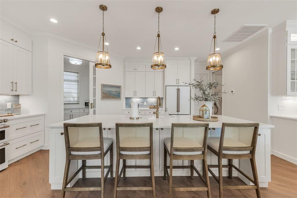 For Sale: $1,590,000 (3 beds, 3 baths, 3134 Square Feet)