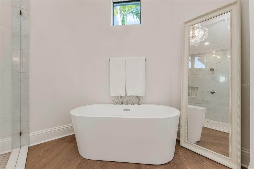 For Sale: $1,590,000 (3 beds, 3 baths, 3134 Square Feet)