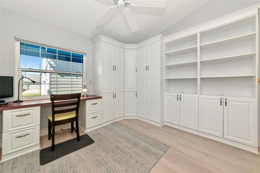 Activo con contrato: $367,900 (2 camas, 2 baños, 1453 Pies cuadrados)