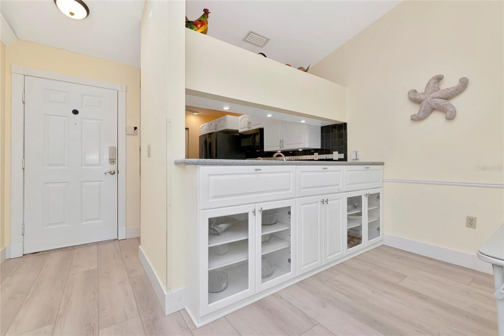 Activo con contrato: $367,900 (2 camas, 2 baños, 1453 Pies cuadrados)