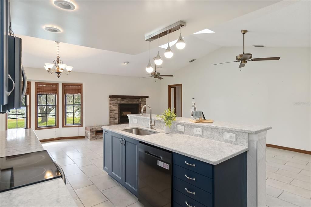 待售: $400,000 (3 贝兹, 2 浴室, 1873 平方英尺)