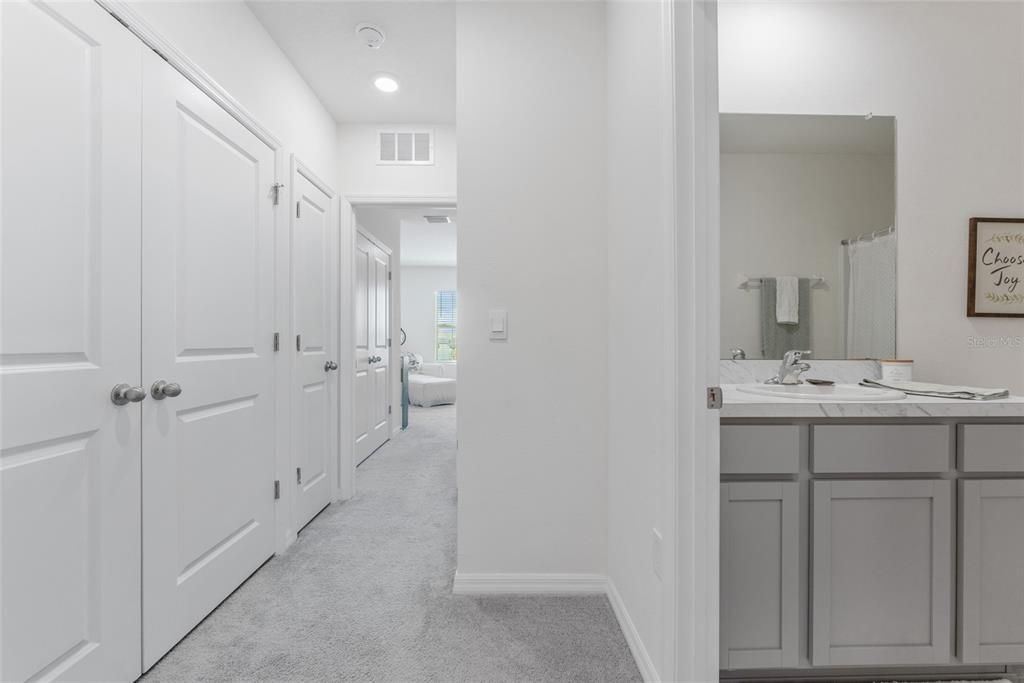 出租: $2,150 (3 贝兹, 2 浴室, 1673 平方英尺)