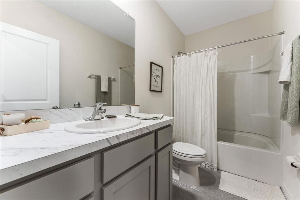 出租: $2,150 (3 贝兹, 2 浴室, 1673 平方英尺)