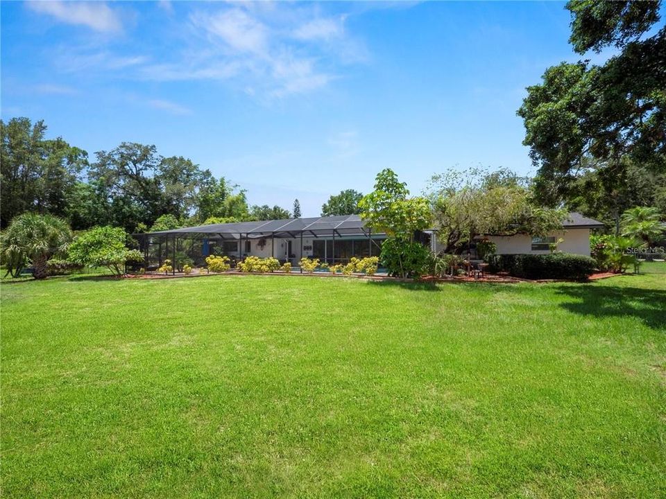 For Sale: $549,900 (4 beds, 3 baths, 2859 Square Feet)