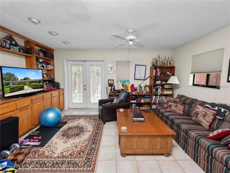 For Sale: $549,900 (4 beds, 3 baths, 2859 Square Feet)