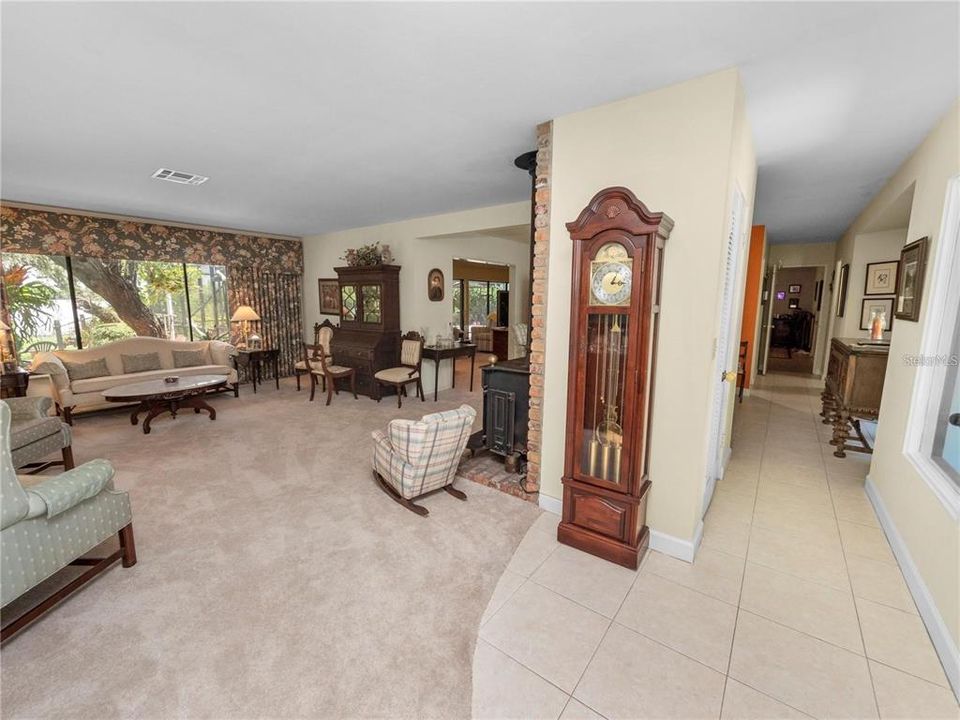 For Sale: $549,900 (4 beds, 3 baths, 2859 Square Feet)