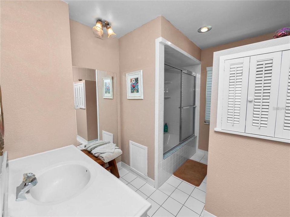 For Sale: $549,900 (4 beds, 3 baths, 2859 Square Feet)