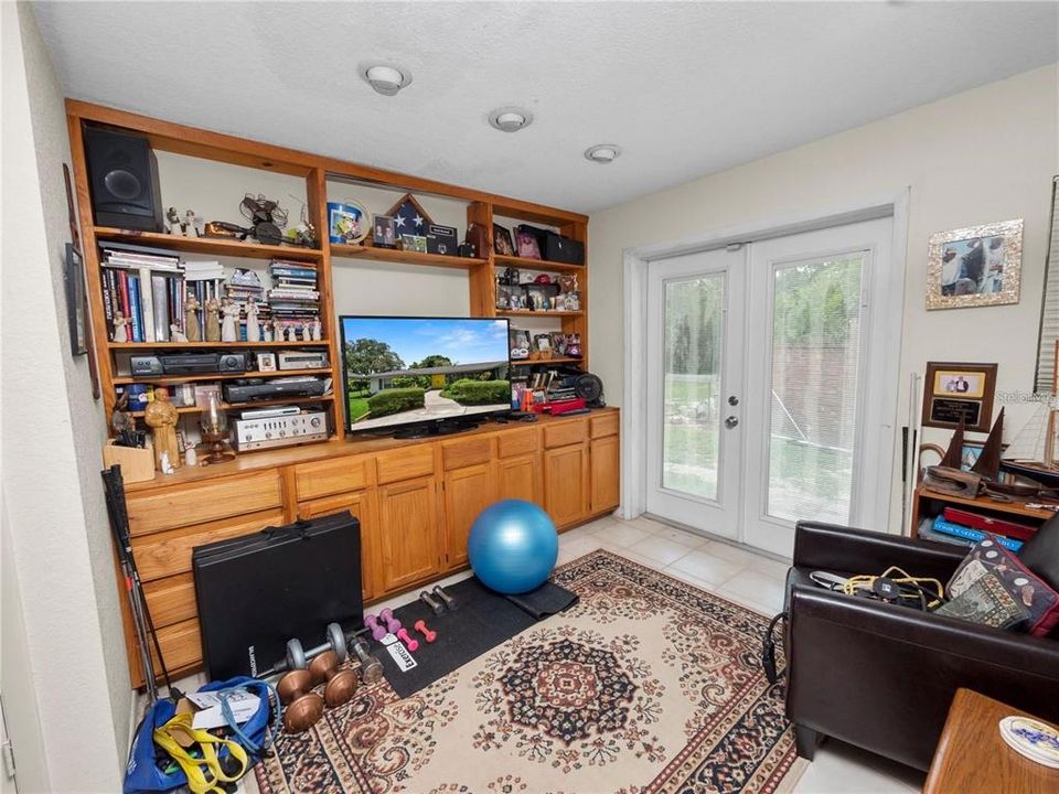 For Sale: $549,900 (4 beds, 3 baths, 2859 Square Feet)