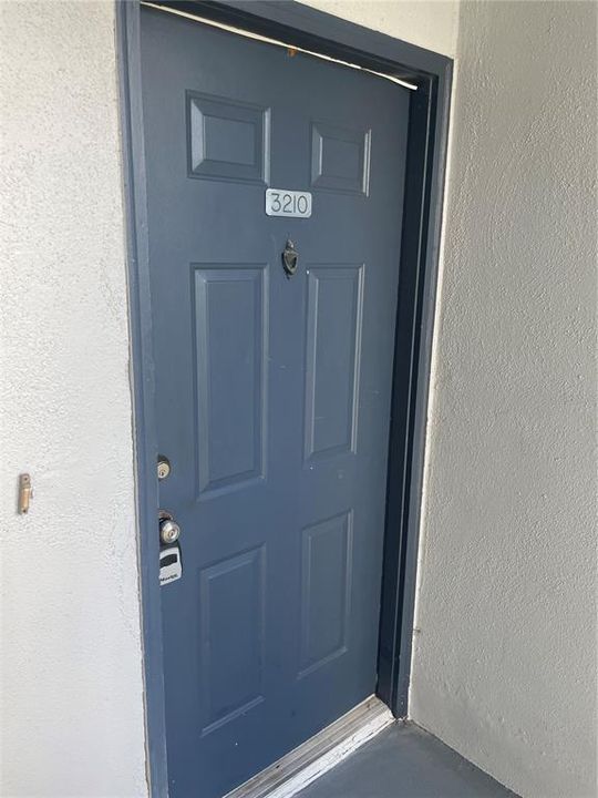 Active With Contract: $1,500 (2 beds, 2 baths, 1365 Square Feet)