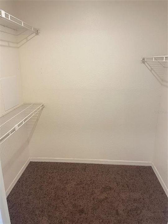 Active With Contract: $1,500 (2 beds, 2 baths, 1365 Square Feet)