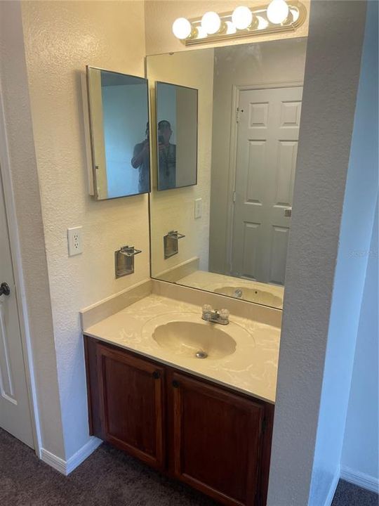 Active With Contract: $1,500 (2 beds, 2 baths, 1365 Square Feet)