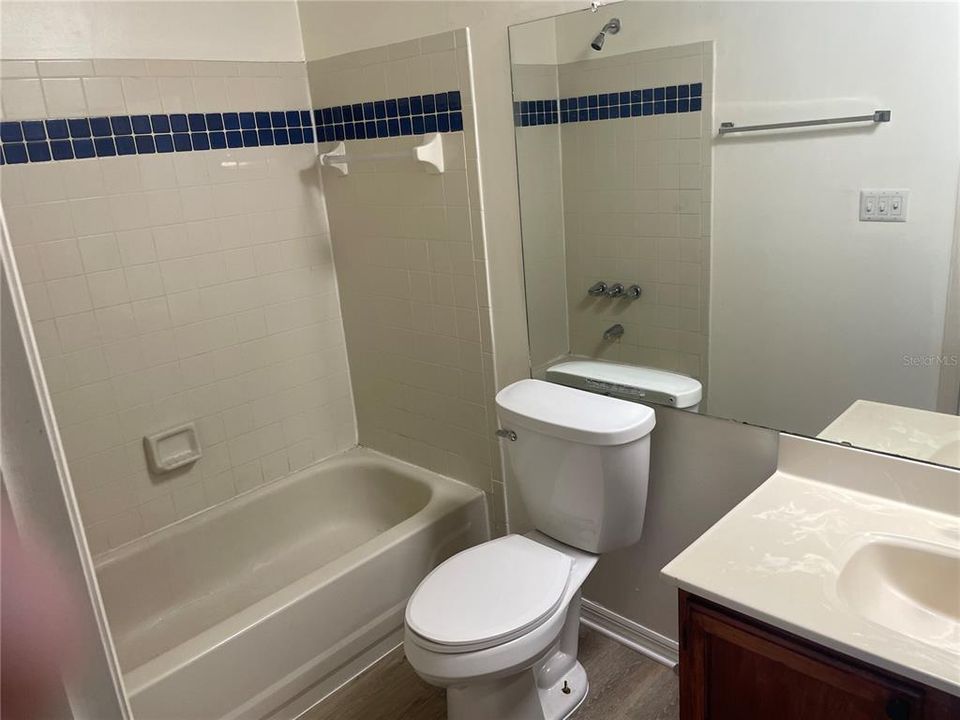 Active With Contract: $1,500 (2 beds, 2 baths, 1365 Square Feet)