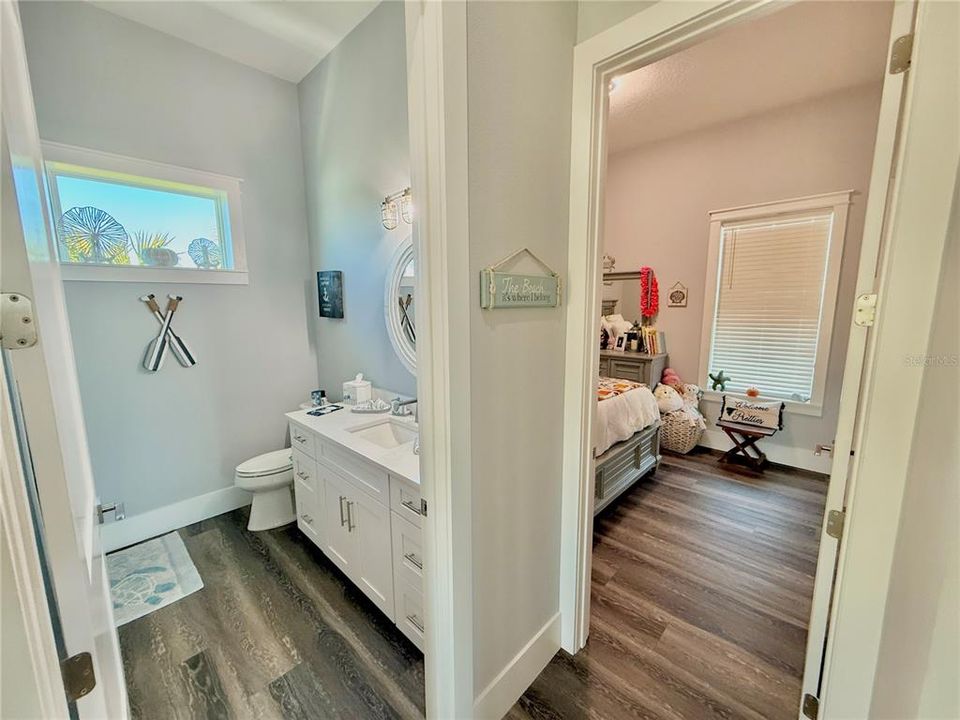 For Sale: $944,000 (4 beds, 3 baths, 2186 Square Feet)