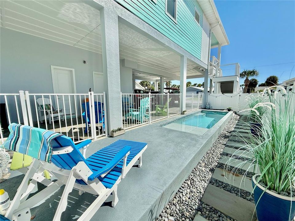 For Sale: $944,000 (4 beds, 3 baths, 2186 Square Feet)