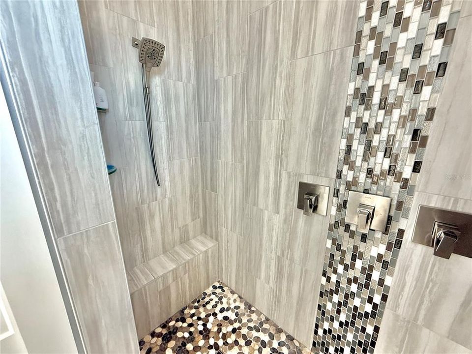 For Sale: $944,000 (4 beds, 3 baths, 2186 Square Feet)