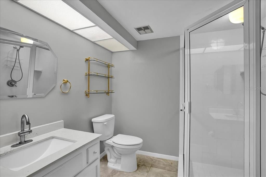 For Sale: $635,900 (3 beds, 3 baths, 2550 Square Feet)