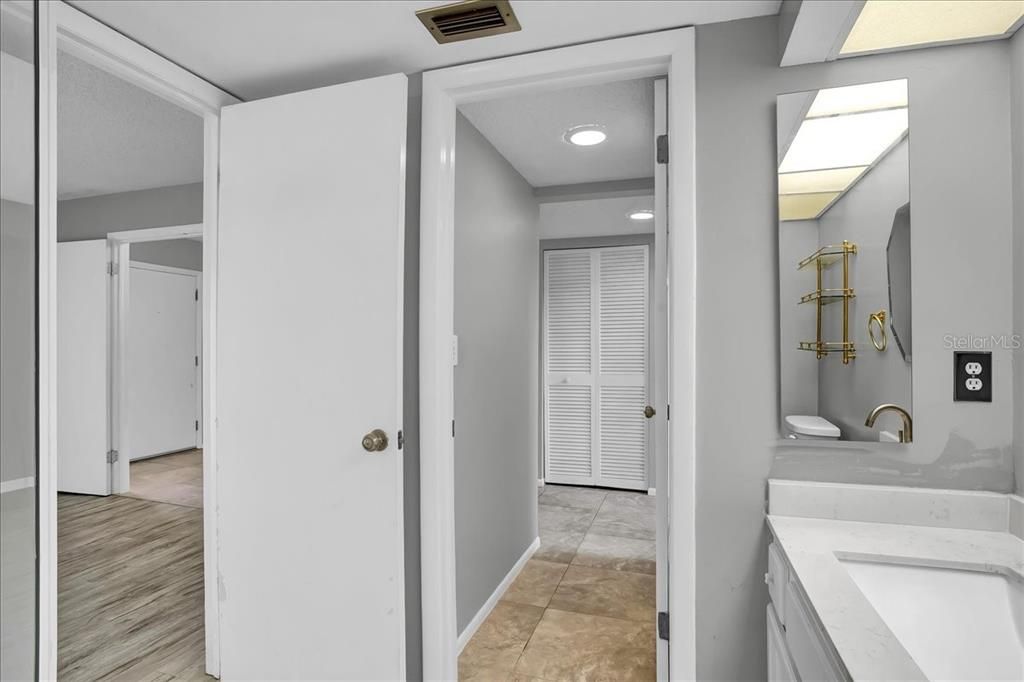 For Sale: $635,900 (3 beds, 3 baths, 2550 Square Feet)