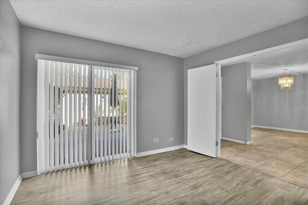 For Sale: $635,900 (3 beds, 3 baths, 2550 Square Feet)