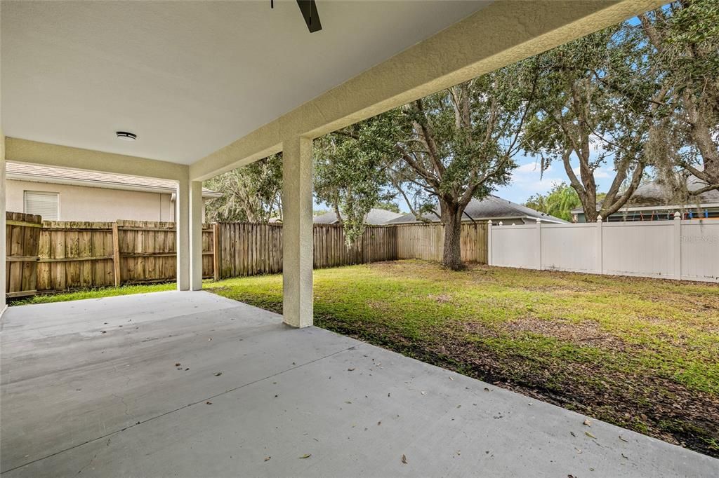 En Venta: $479,900 (4 camas, 3 baños, 2439 Pies cuadrados)