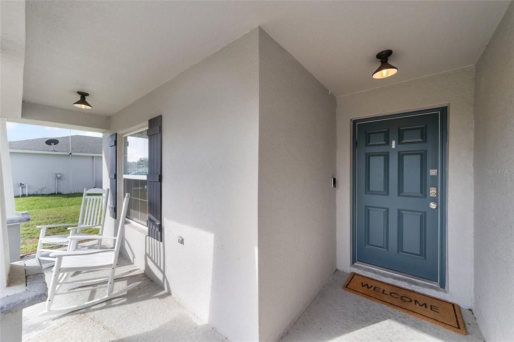 For Sale: $335,000 (4 beds, 2 baths, 1710 Square Feet)