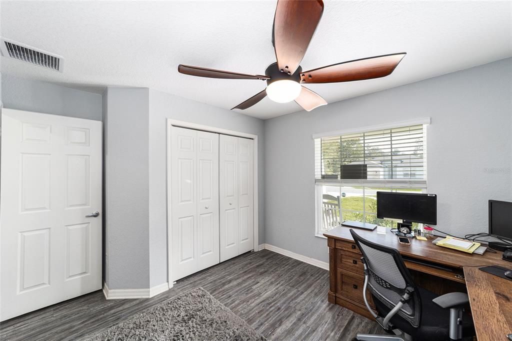 For Sale: $335,000 (4 beds, 2 baths, 1710 Square Feet)