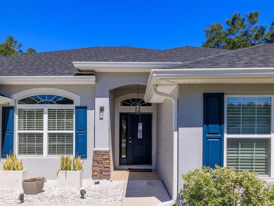 For Sale: $465,000 (4 beds, 3 baths, 3000 Square Feet)