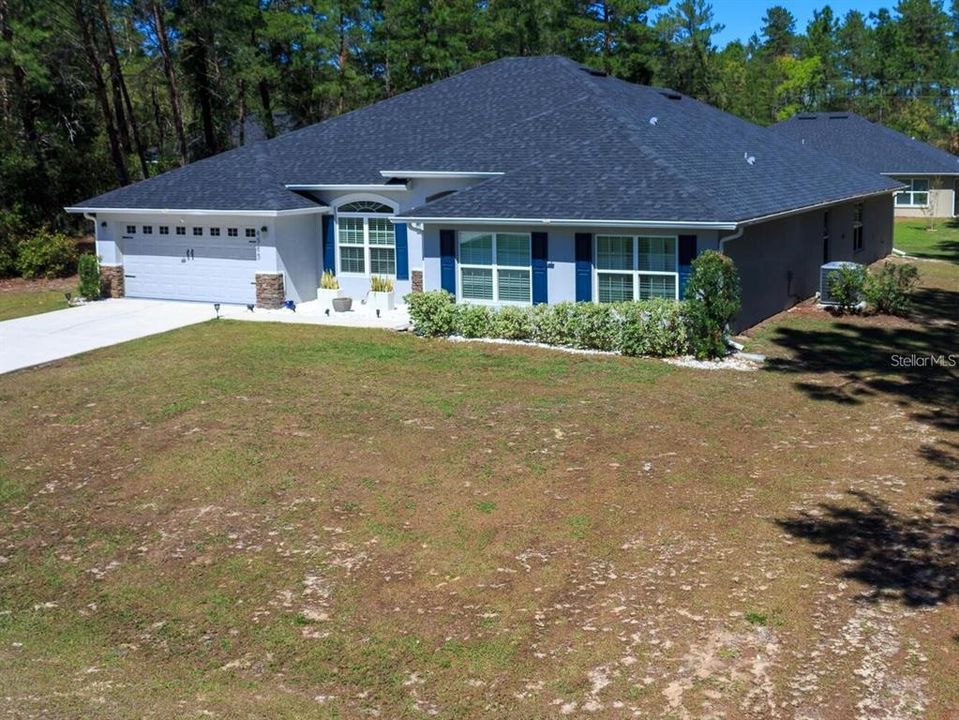 For Sale: $465,000 (4 beds, 3 baths, 3000 Square Feet)