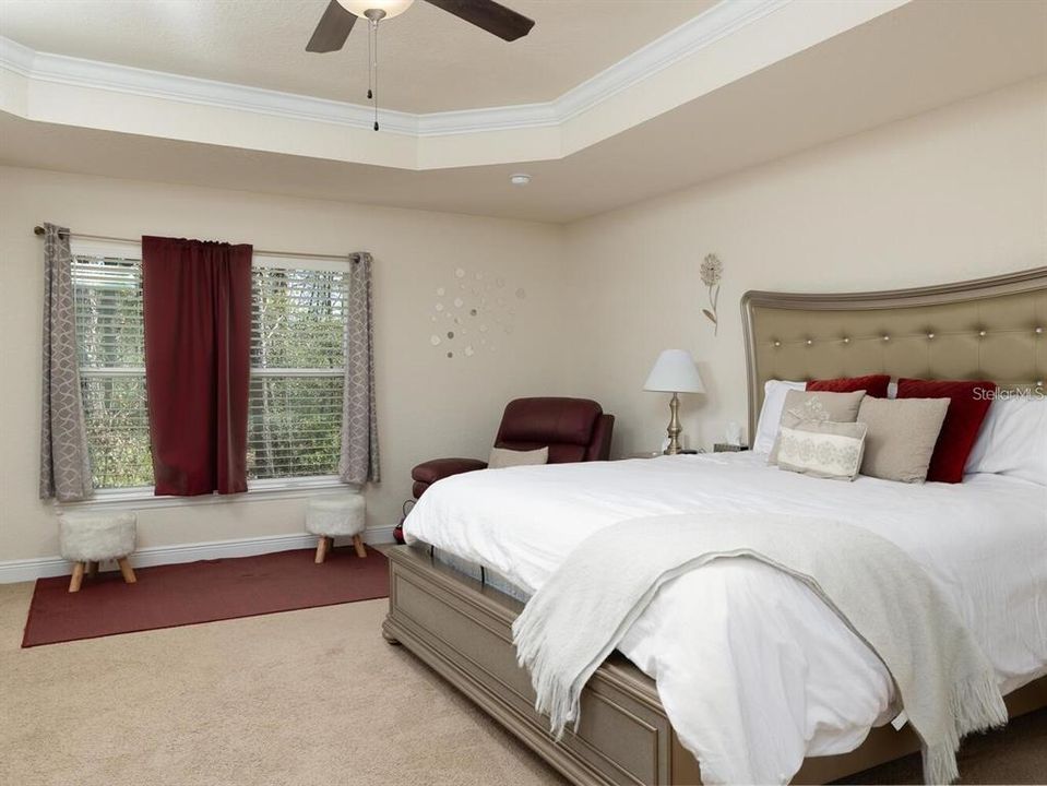 For Sale: $465,000 (4 beds, 3 baths, 3000 Square Feet)