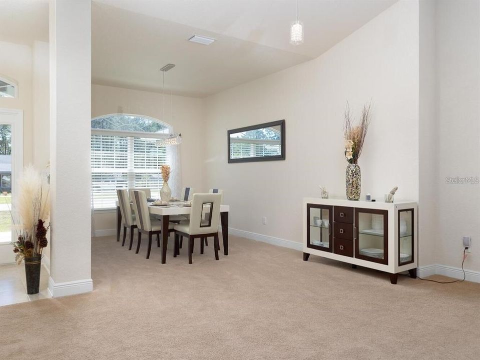 For Sale: $465,000 (4 beds, 3 baths, 3000 Square Feet)