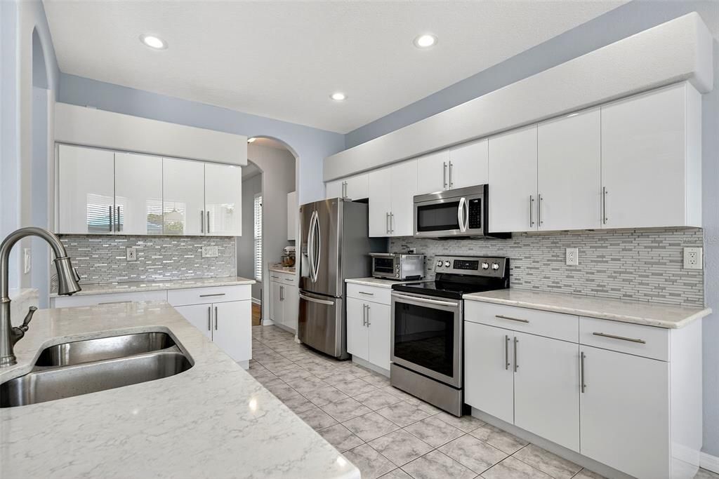 For Sale: $525,000 (4 beds, 2 baths, 2142 Square Feet)