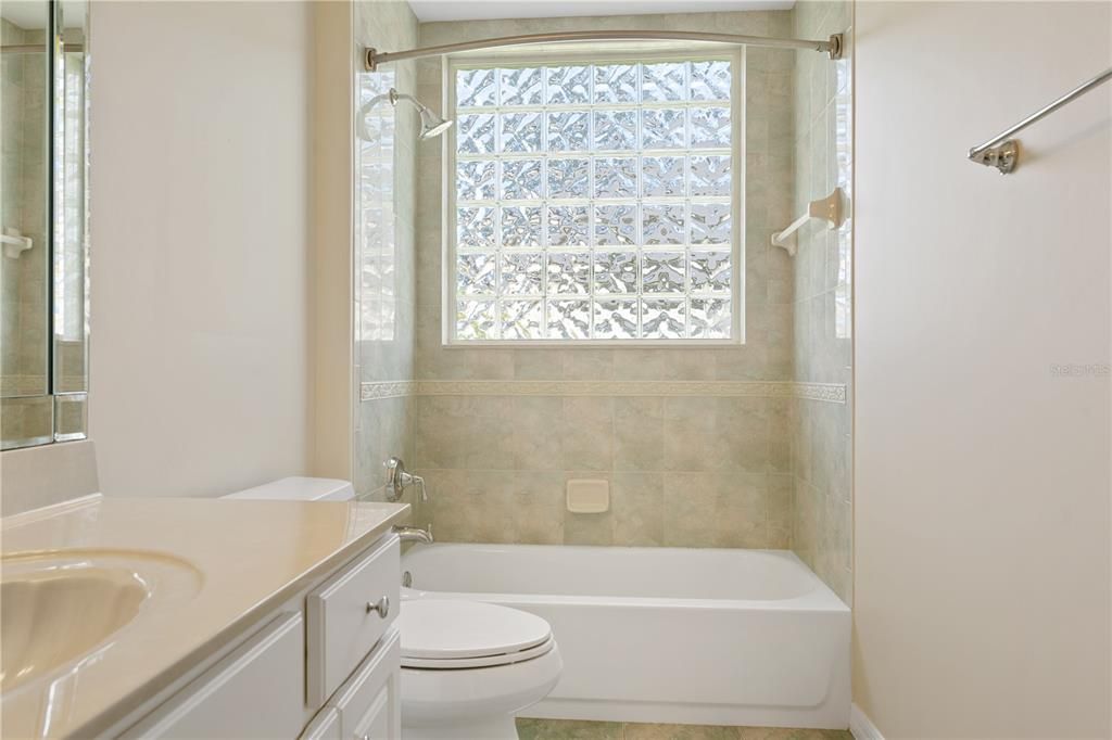 For Sale: $999,999 (4 beds, 4 baths, 3019 Square Feet)