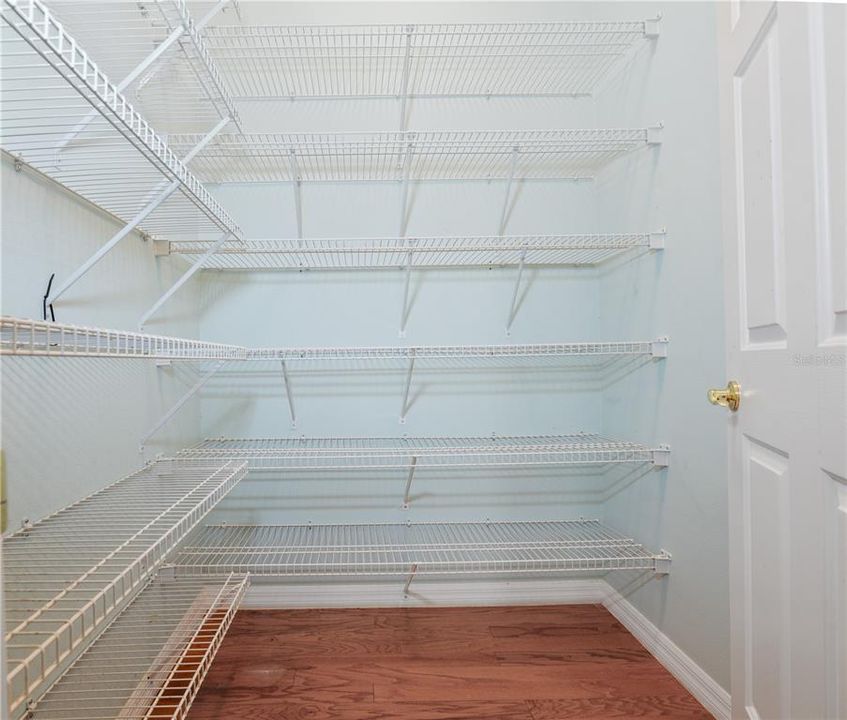 For Sale: $999,999 (4 beds, 4 baths, 3019 Square Feet)