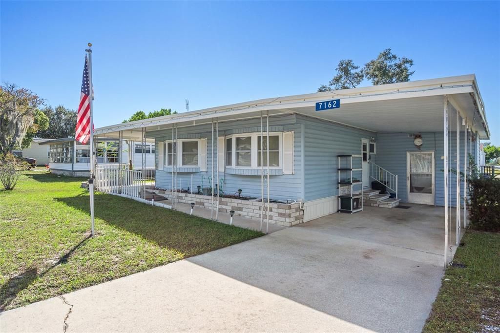 For Sale: $129,900 (2 beds, 2 baths, 960 Square Feet)