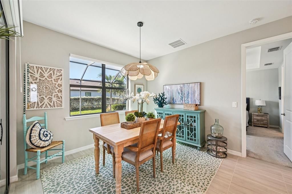 For Sale: $465,000 (3 beds, 2 baths, 1661 Square Feet)