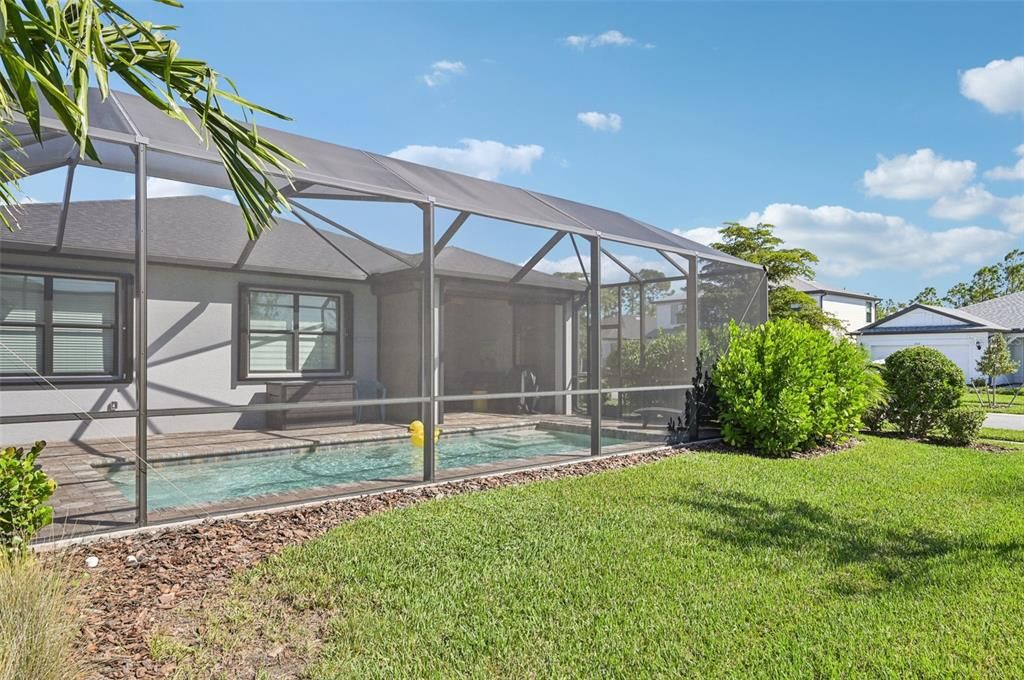 For Sale: $465,000 (3 beds, 2 baths, 1661 Square Feet)