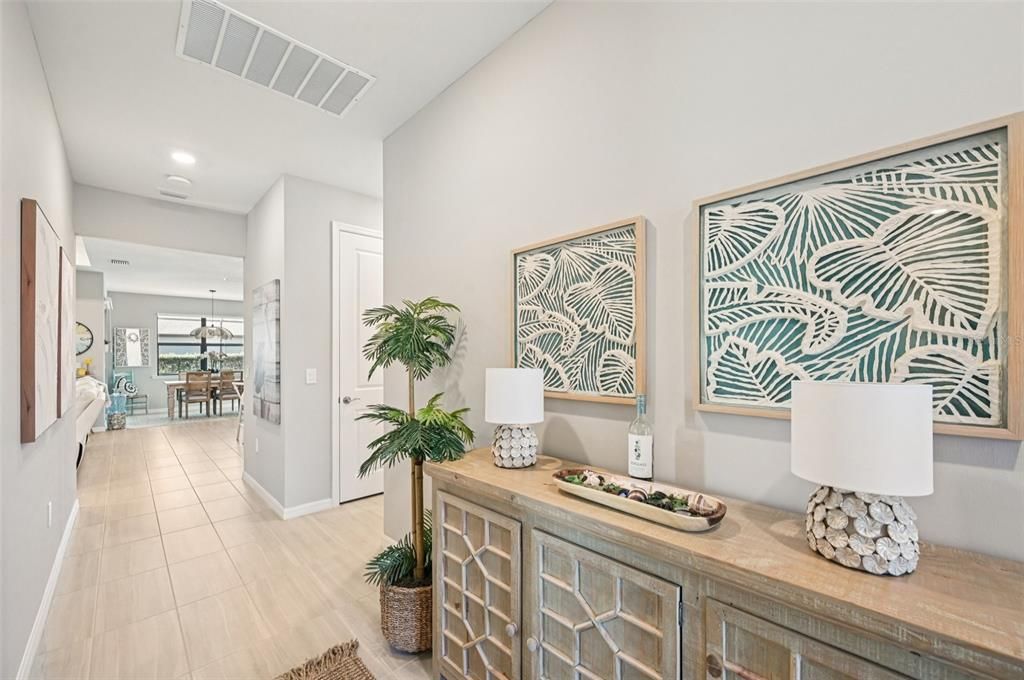 For Sale: $465,000 (3 beds, 2 baths, 1661 Square Feet)